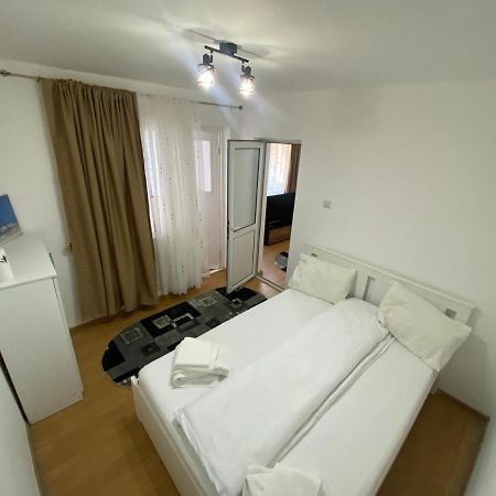 Andi 1-Apartament 2 Camere Băile Herculane Exterior foto
