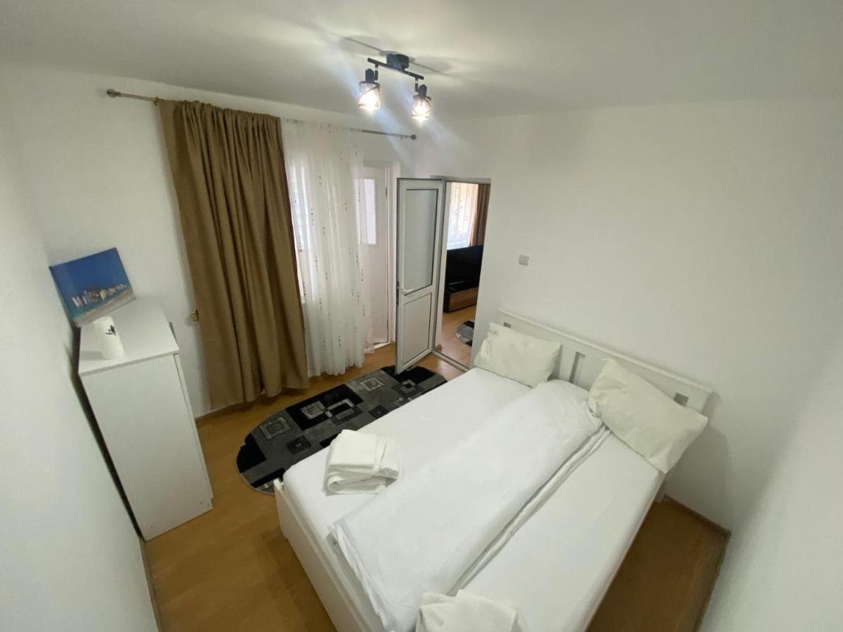 Andi 1-Apartament 2 Camere Băile Herculane Exterior foto